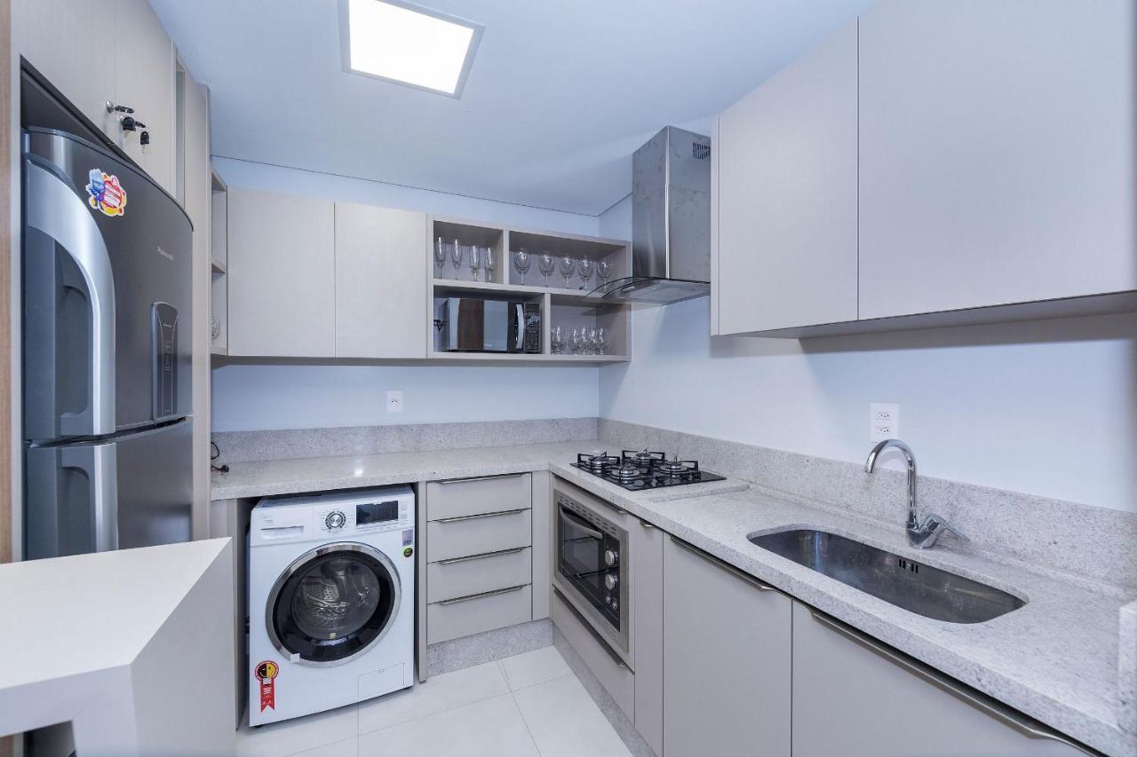 Adra 106 - Apartamento No Centro De Bombinhas - Rooftop Com Piscina E Academia - A Poucos Metros Da Praia - Eksteriør bilde
