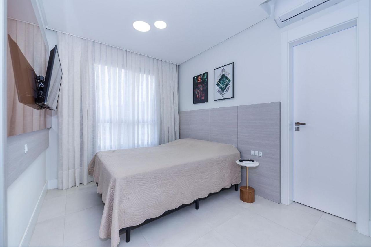 Adra 106 - Apartamento No Centro De Bombinhas - Rooftop Com Piscina E Academia - A Poucos Metros Da Praia - Eksteriør bilde
