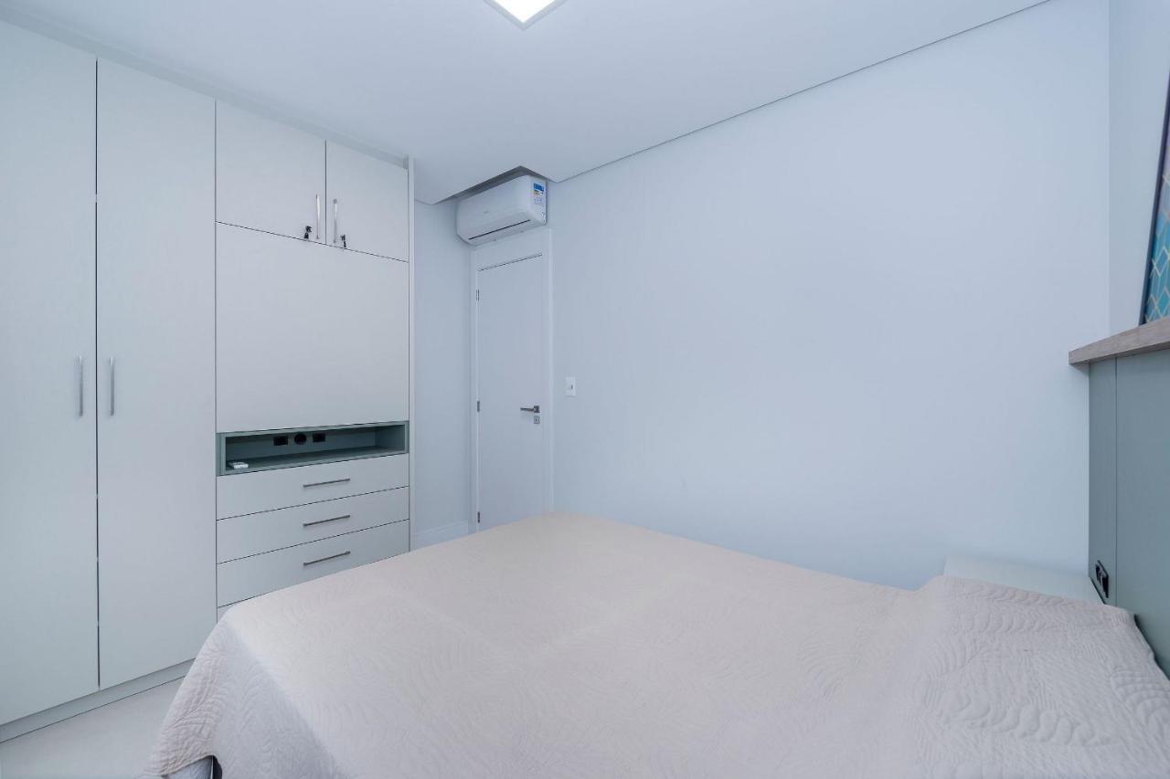 Adra 106 - Apartamento No Centro De Bombinhas - Rooftop Com Piscina E Academia - A Poucos Metros Da Praia - Eksteriør bilde