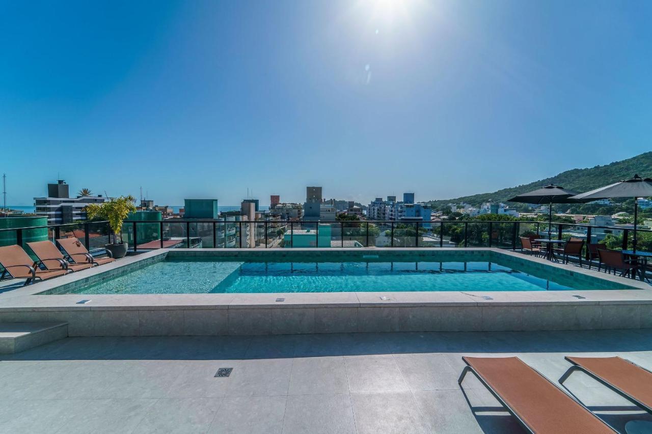 Adra 106 - Apartamento No Centro De Bombinhas - Rooftop Com Piscina E Academia - A Poucos Metros Da Praia - Eksteriør bilde