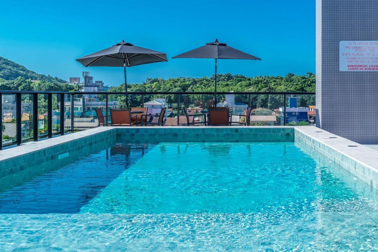 Adra 106 - Apartamento No Centro De Bombinhas - Rooftop Com Piscina E Academia - A Poucos Metros Da Praia - Eksteriør bilde