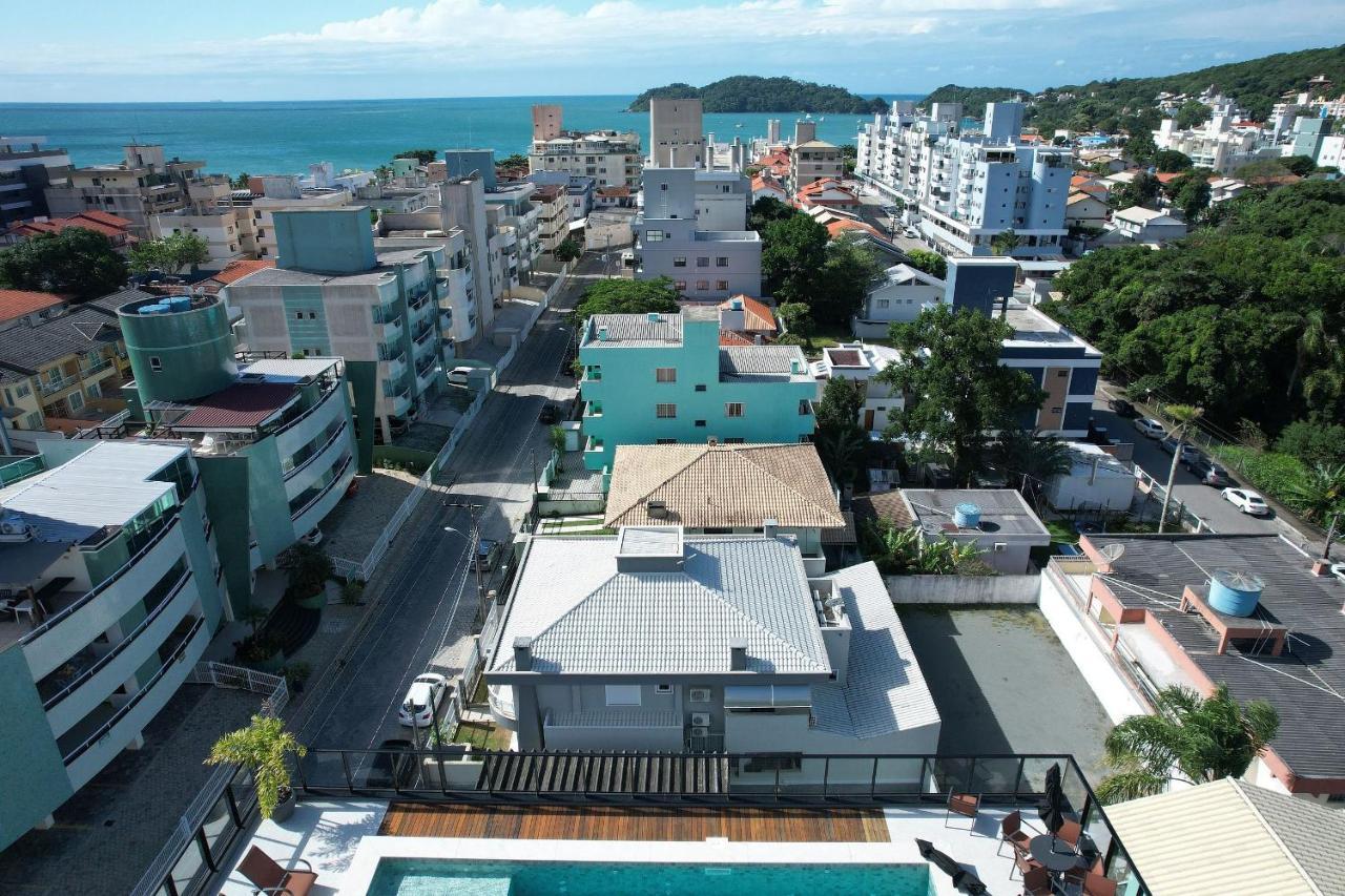Adra 106 - Apartamento No Centro De Bombinhas - Rooftop Com Piscina E Academia - A Poucos Metros Da Praia - Eksteriør bilde