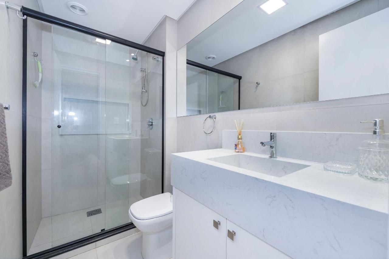 Adra 106 - Apartamento No Centro De Bombinhas - Rooftop Com Piscina E Academia - A Poucos Metros Da Praia - Eksteriør bilde