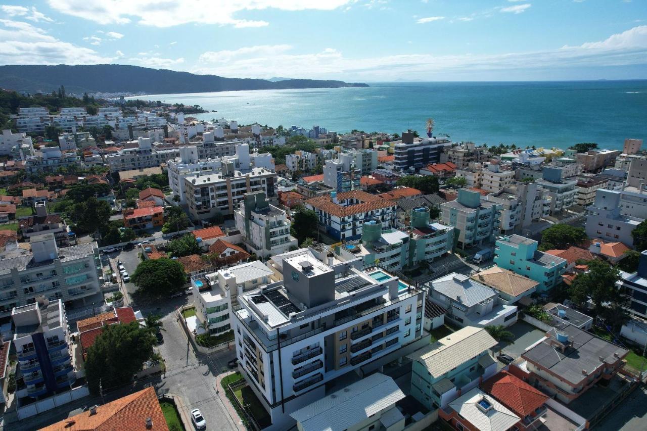 Adra 106 - Apartamento No Centro De Bombinhas - Rooftop Com Piscina E Academia - A Poucos Metros Da Praia - Eksteriør bilde